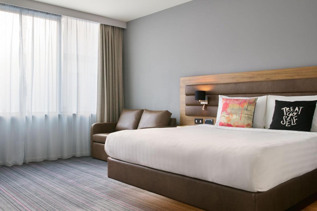 Moxy Dublin City Екстериор снимка