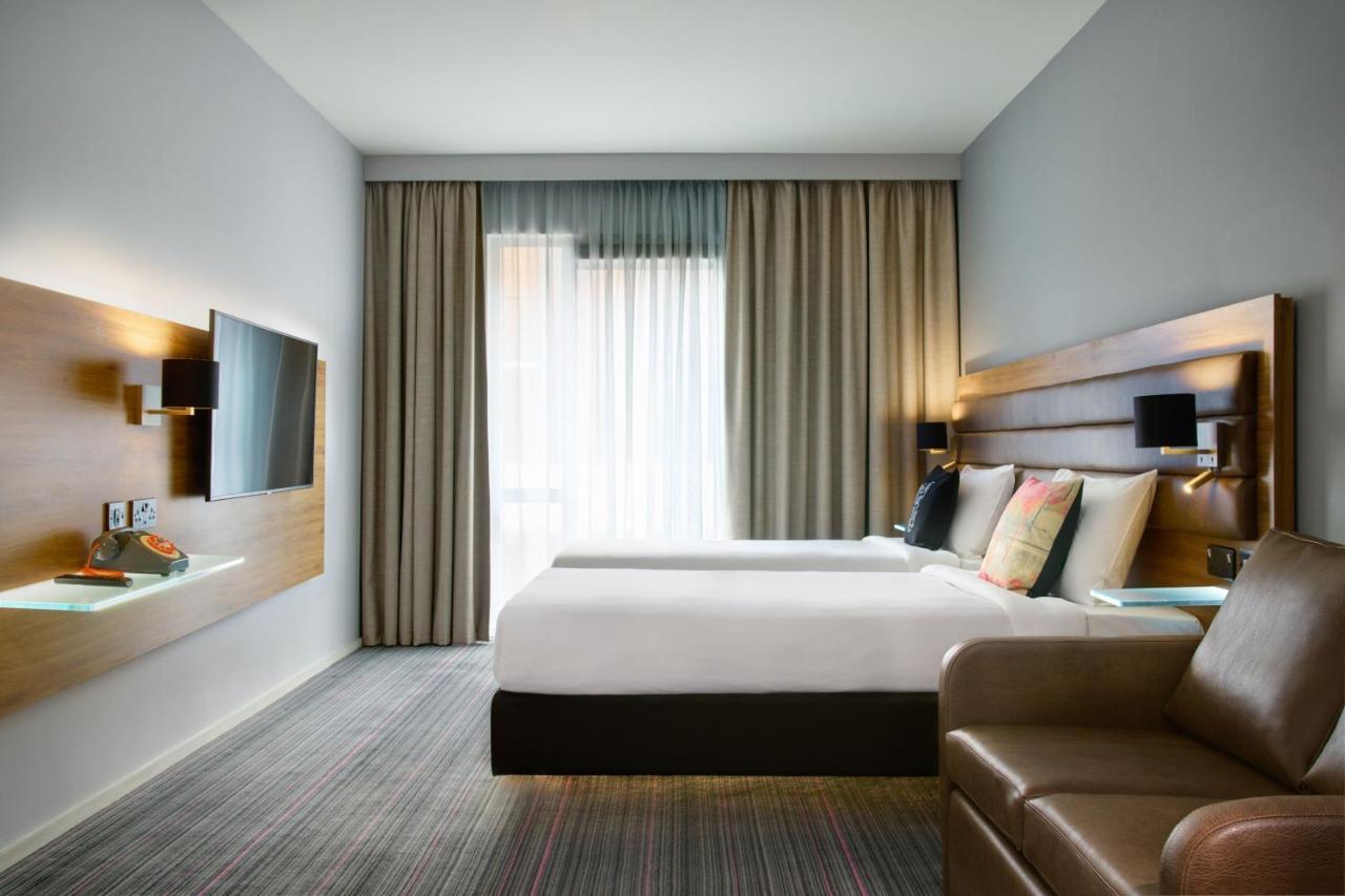 Moxy Dublin City Екстериор снимка